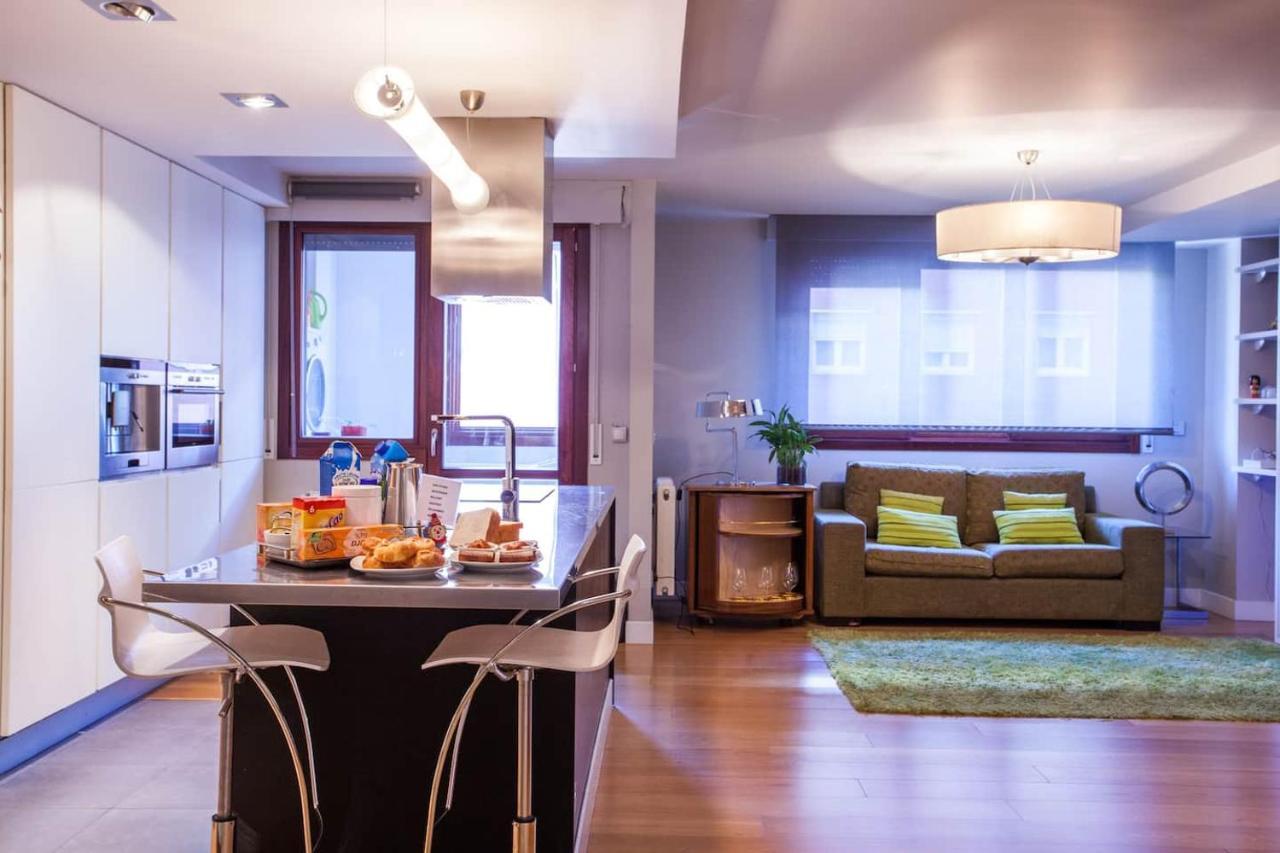 Piso Moderno, Centrico Y Con Garaje Gratis Apartamento Bilbau Exterior foto